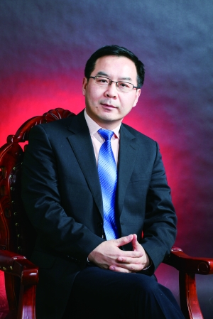 银华基金总经理 王立新