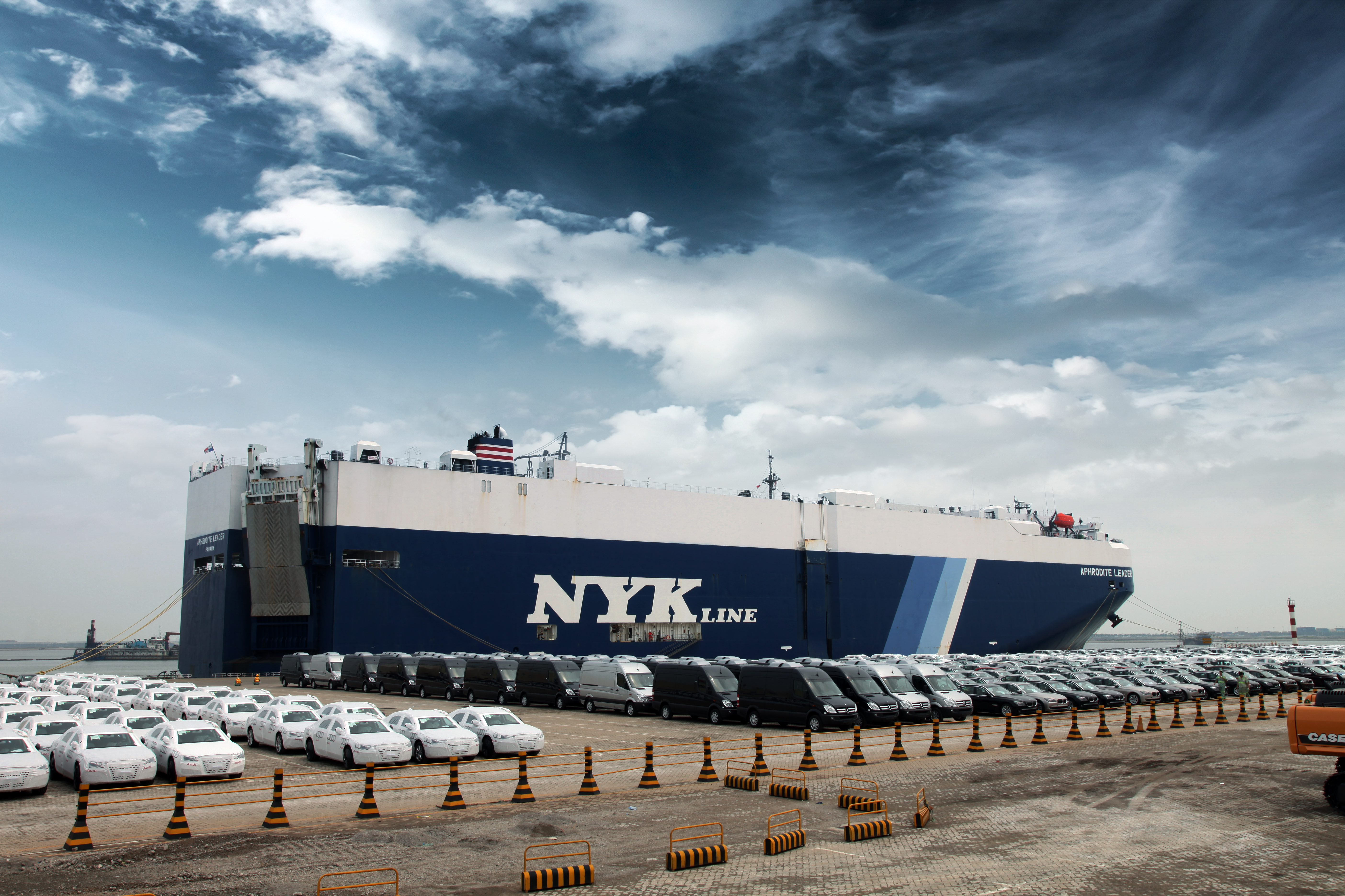 天津港滚装码头