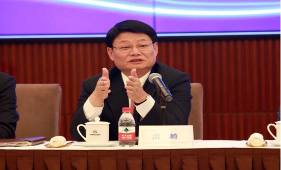 民生银行董事长洪崎回答投资者关心的问题