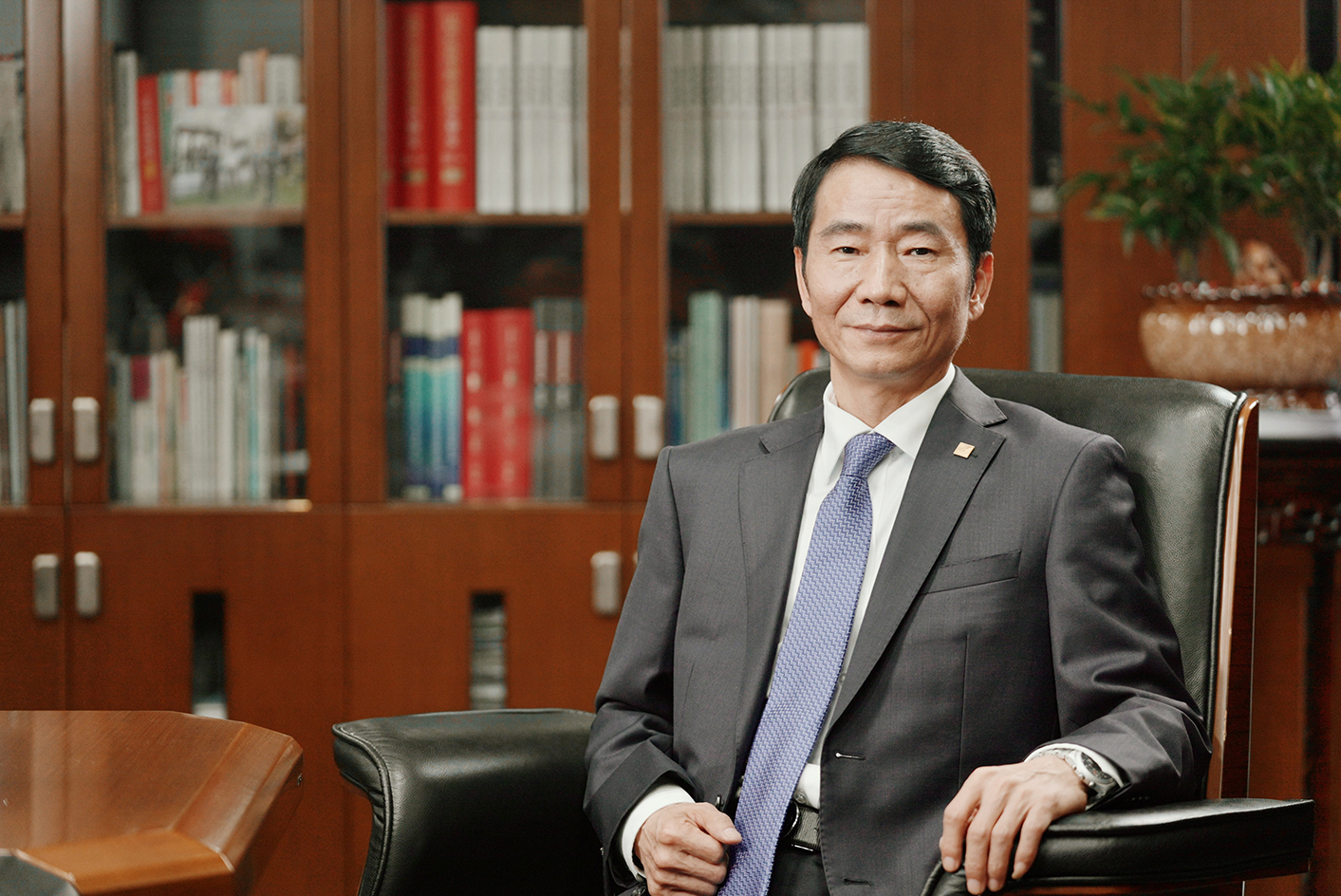 浙江新能吴荣辉做激水追风逐光的可再生能源企业