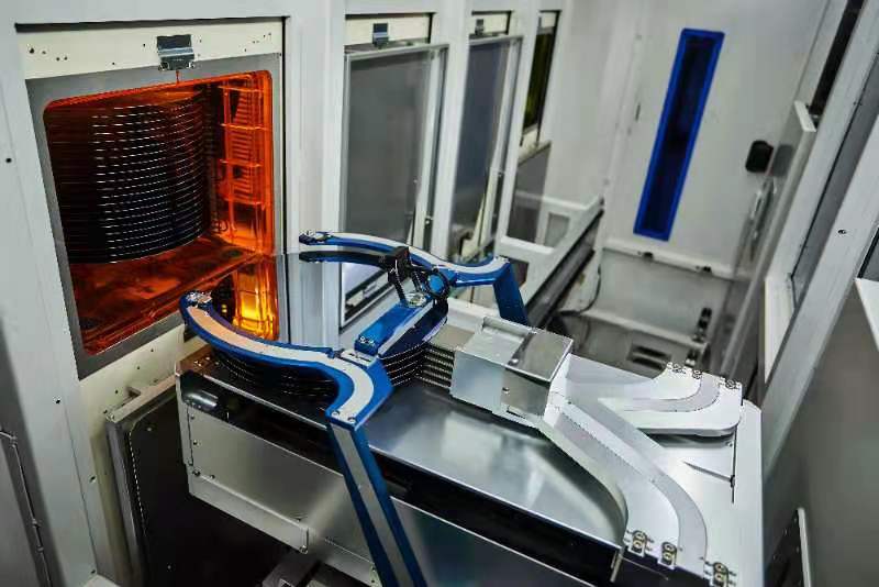 万业企业集成电路离子注入机成功通过客户验证上半年设备再获新订单