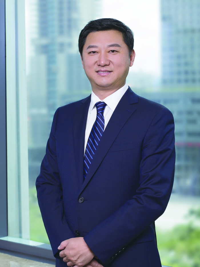 左丁李新建张维陈玮主持:何 漪圆桌嘉宾:深创投集团总裁 左 丁深圳市