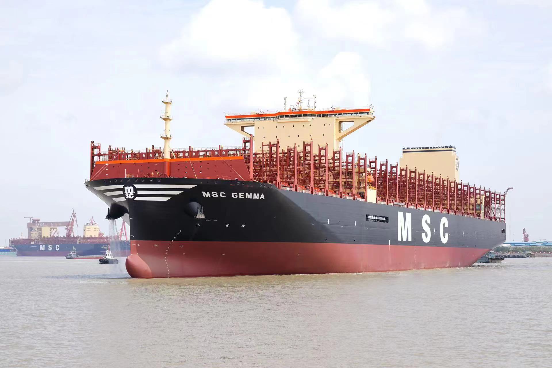 中国船舶沪东中华75天累计交付3艘全球最大级别24116TEU集装箱船